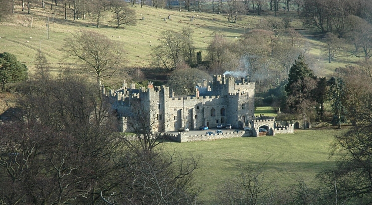 Featherstone Castle grounds